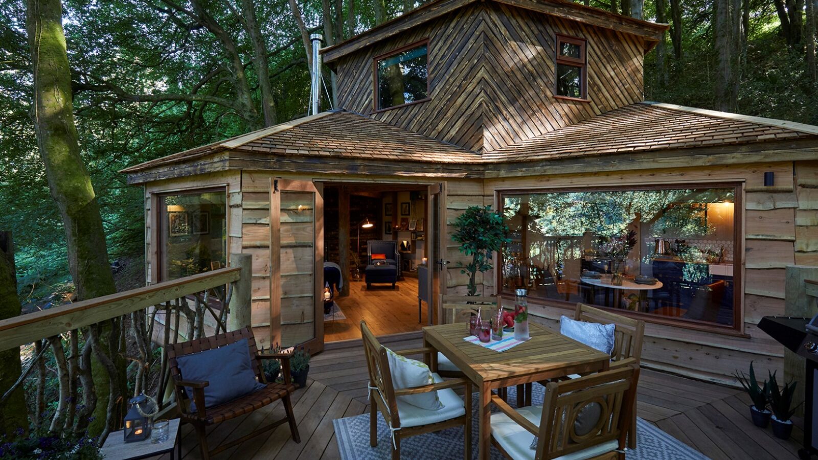 Ravendere Treehouse