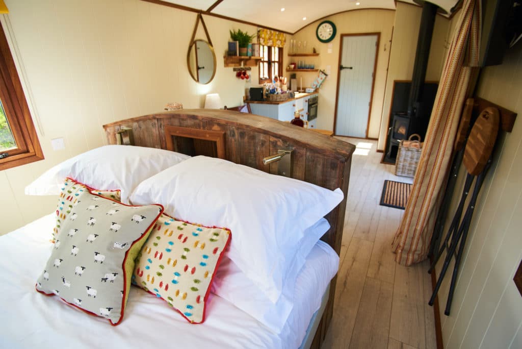 Dittisham Hideaway Shepherds Lodges