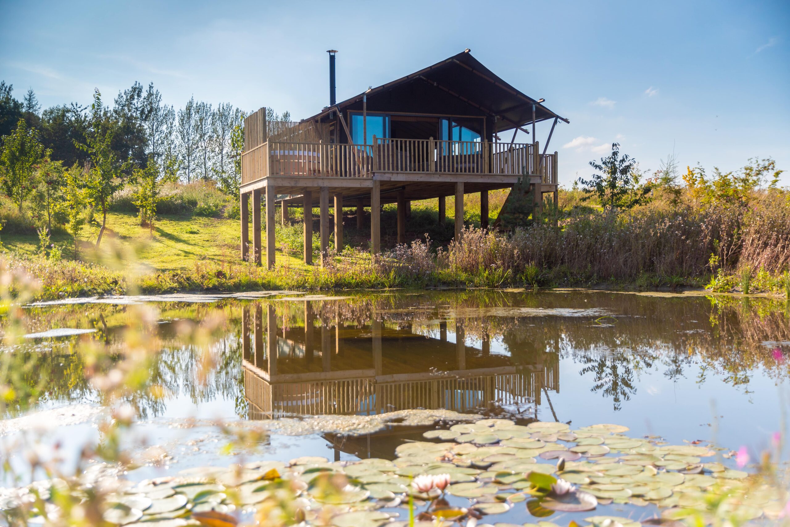 Birdholme Glamping exterior safari tent glamping break in Nottinghamshire